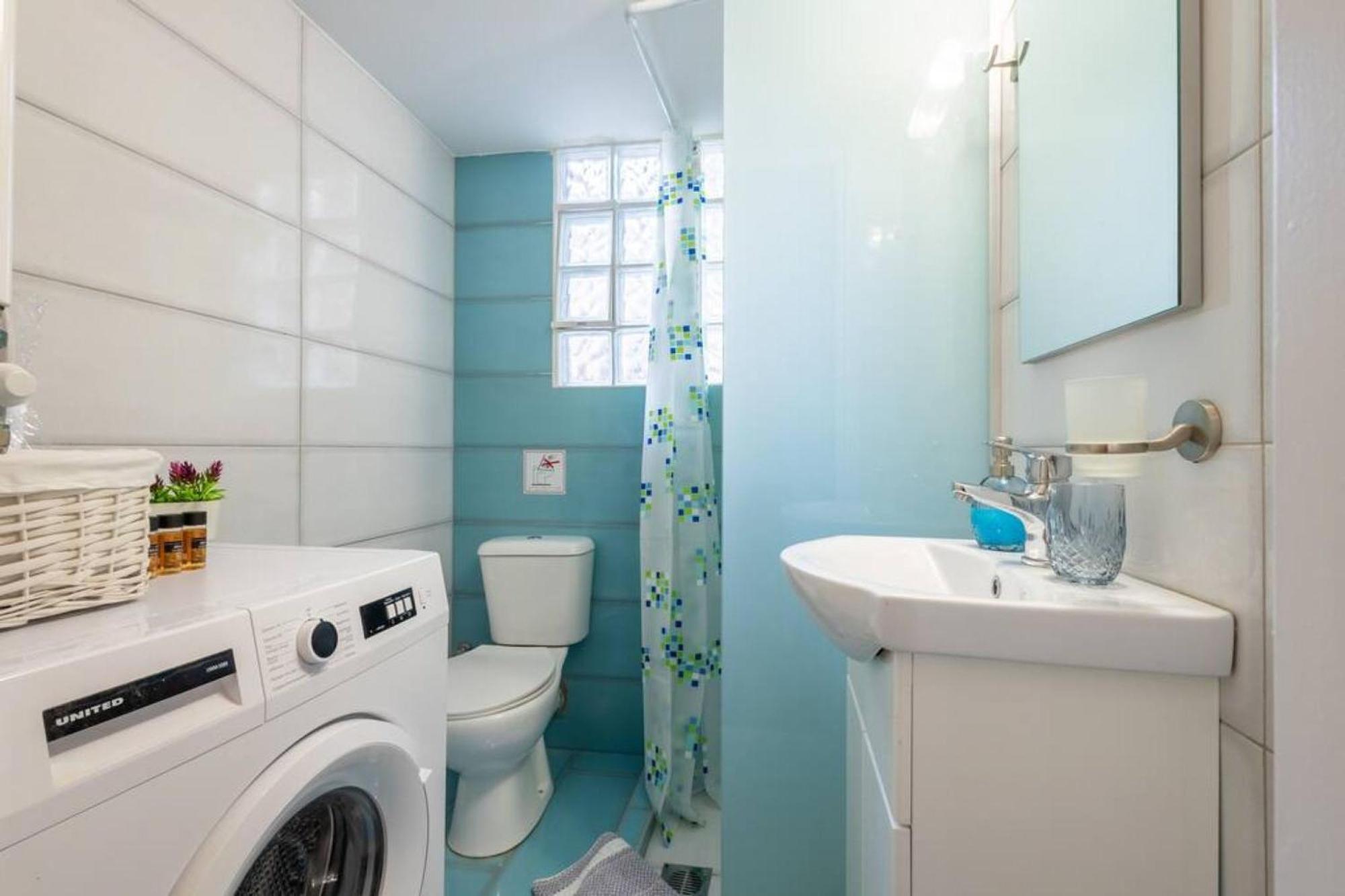 Roubnb Acropolis Museum 1Bd Apt Афіни Екстер'єр фото